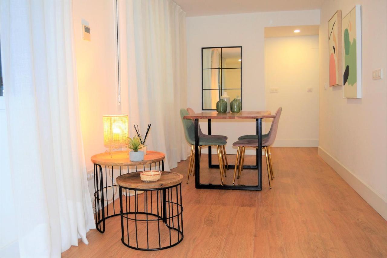 Апартаменты Acogedor Apartamento Junto Al Museo Picasso Малага Экстерьер фото