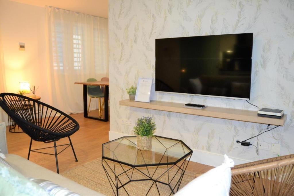 Апартаменты Acogedor Apartamento Junto Al Museo Picasso Малага Экстерьер фото